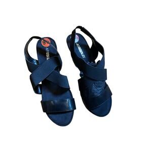 Aerosoles Plushness Strappy Sandals Leather Wedge Heel Black Womens Size 9.5 NWB